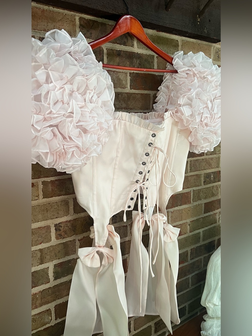 Selkie Pink Ruffle Puff-Sleeve Corset - Picture 9 of 10